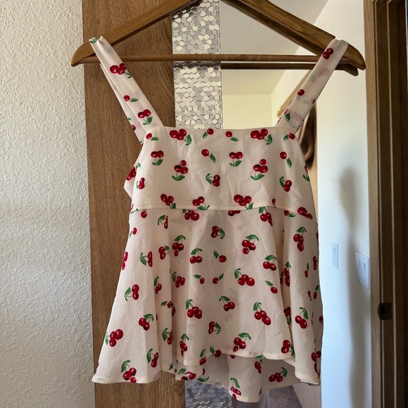 Cherry flowy top with bow/small/cream - Picture 1 of 3